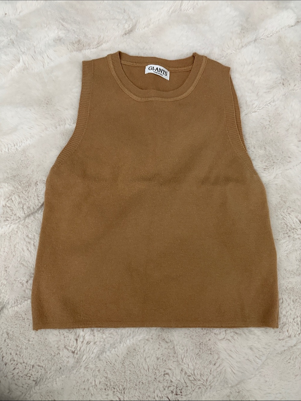 GI-ANTS Camel Knit Sleeveless Sweater Vest